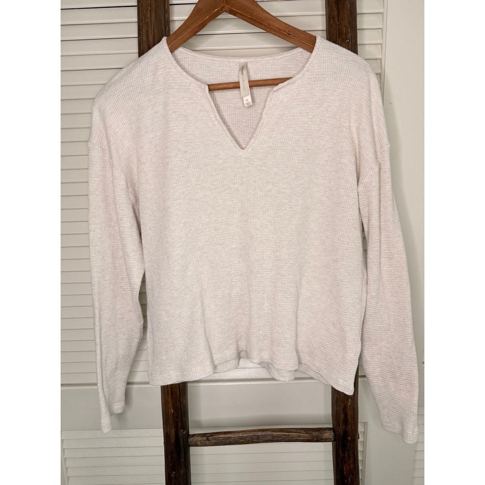 Aritzia The Group Babaton Cream‎ Waffle Knit V Neck Long Sleeve Top XS